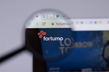 New York, ABD - 26 Nisan 2021: Fortumo logosu web sitesi sayfasında yakın plan, Illustrative Editorial