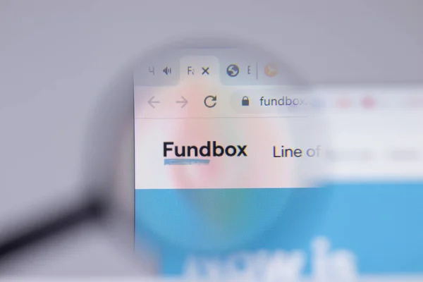 Nueva York Abril 2021 Primer Plano Del Logotipo Fundbox Página — Foto de Stock