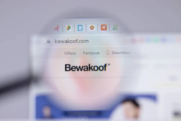 New York Usa Квітня 2021 Bewakoof Logo Close Веб Сторінці — стокове фото
