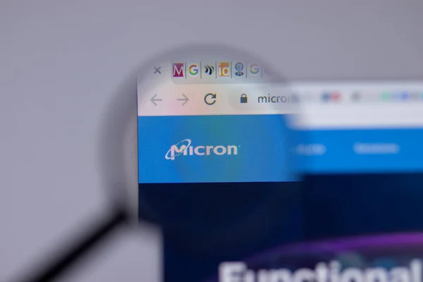 New York Usa Квітня 2021 Логотип Компанії Micron Technology Сайті — стокове фото