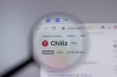 New York, ABD - 1 Mayıs 2021: Chiliz CHZ şifreleme logosu web sitesi sayfasında yakın plan, Illustrative Editorial