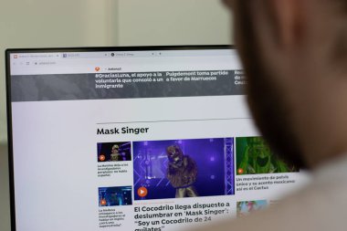 New York, ABD - 1 Mayıs 2021: Antena 3 şirketinin web sitesi ekranda, İllüstrasyon Editörü
