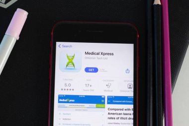 New York, ABD - 1 Haziran 2021: Telefon ekranında Tıbbi Xpress mobil uygulama logosu, yakın plan ikonu, İllüstrasyon Editörü