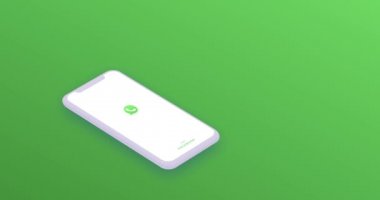 New York, ABD - 1 Ağustos 2021: What sApp mobil uygulama logosu telefon ekranında fotokopi alanı ile animasyon, Illustrative Editorial