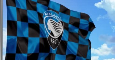 New York, ABD - 28 Eylül 2021: Atalanta FC futbol takımı bayrak sallıyor, futbol kulübü logosu, Illustrative Editorial