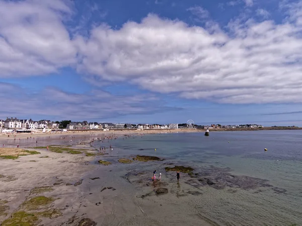 Quiberon Bretanha França Ago 2018 Pessoas Praia — Fotografia de Stock