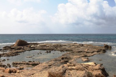 Caesarea 'daki havuz - İsrail
