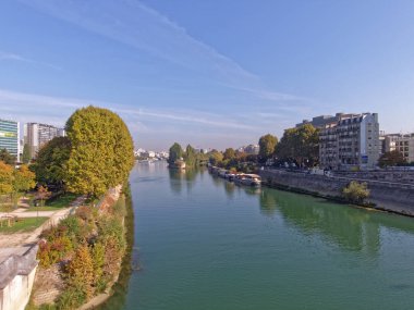 Neuilly, Fransa 'da Seine Nehri