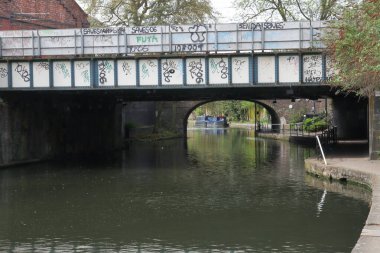 Naibin Kanalı - Londra - İngiltere