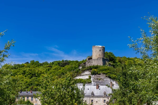 法国瓦莱达瓦西的拉罗什 吉永古堡塔楼 — 图库照片