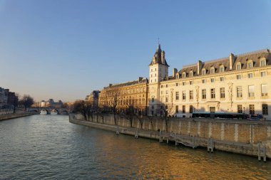 Ile de la Cite binaları, Quai des Orfrevres - Paris, Fransa