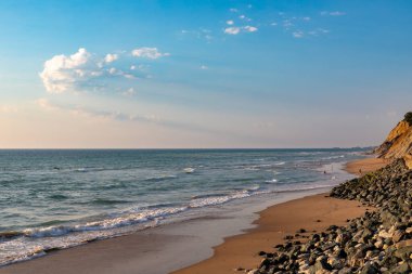 Gün batımında Bidart plajı, Bask Ülkesi, Fransa