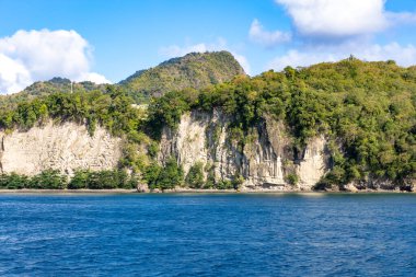 Saint Lucia, Batı Hint Adaları - Güneybatı kıyısındaki uçurumlar