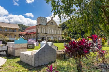 Saint Lucia, Batı Hint Adaları - Anse La Raye Kilisesi bir mezarlık
