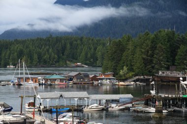 Sudaki Evler - Victoria - BC - Kanada