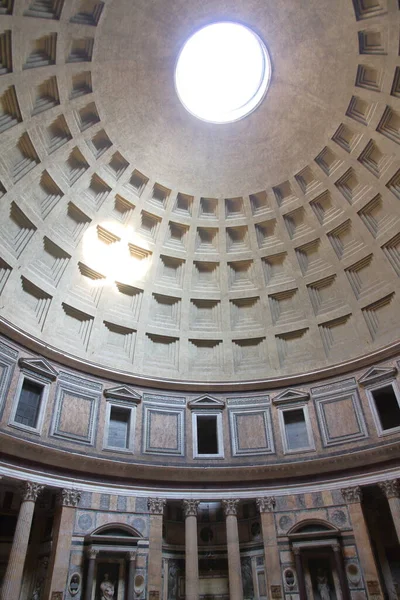 Pantheon Dome Roma Italia —  Fotos de Stock