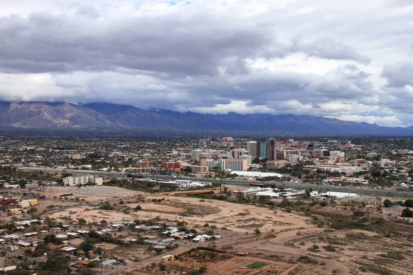 Tucson şehir manzarası - ABD