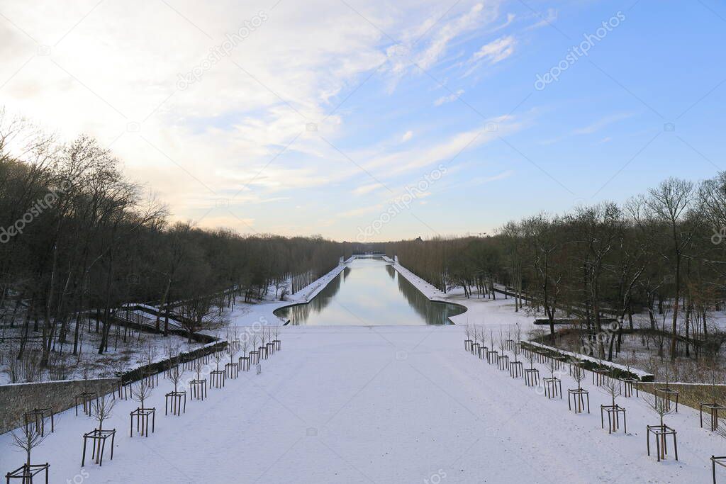 30 JAN 2019 - PARIS - France - Snow cover in Sceaux Park after storm Gabriel