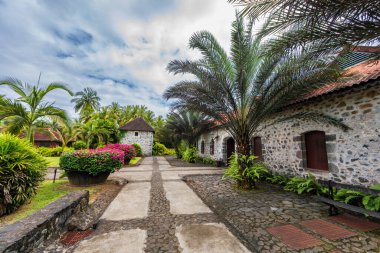 Rom imalathanesi, Sainte-Marie, Martinik FWI