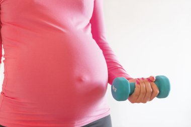 Hamile kadın eğitim ağırlık egzersiz