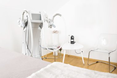 Vücut tedavi kliniği ile gelişmiş donanımları