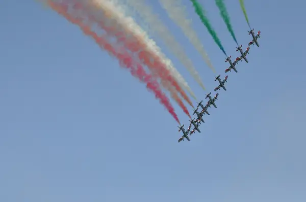 Das italienische Demonstrationsteam frecce tricolori air show — Stockfoto