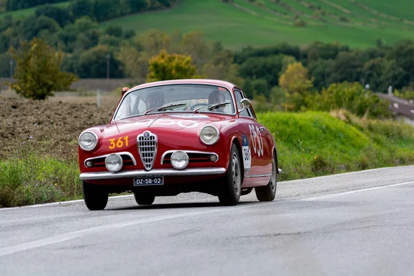 Кагли Италия 2020 Alfa Romeo Giulietta Sprint Veloce 1956 Старом — стоковое фото