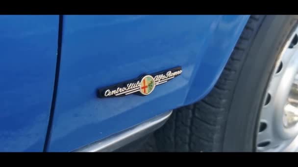 ペサロ イタリア 2021 70年代のアルファロメオ アルフェッタからの古典的な車の詳細 — ストック動画