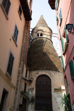 İtalya - set 24 2020: Brescia Old Town 'daki tipik sokak manzarası