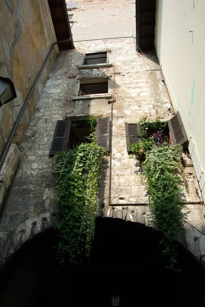 Italien Set 2020 Der Blick Auf Eine Typische Straße Der — Stockfoto