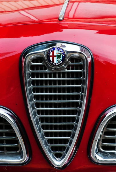 Eski model araba Lo Alfa Romeo Giulietta Spint Veloce — Stok fotoğraf