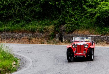 old car MG  TB  1939  mille miglia 2015