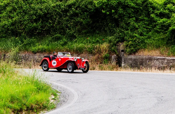 Old car MG  TB  1939  mille miglia 2015 — Stock Photo, Image