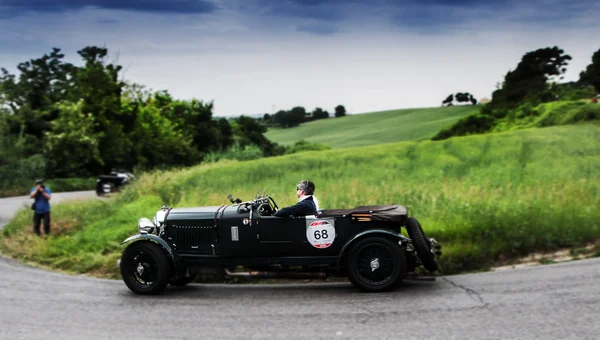 Mille miglia 2015 벤틀리 4 5 리터 급 1930 — 스톡 사진