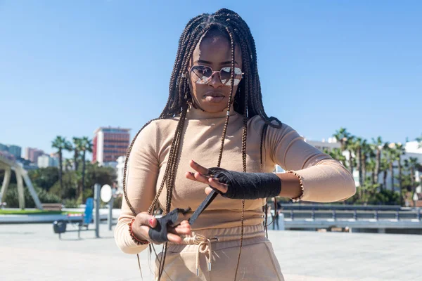 Portrait Beautiful Young Afro American Woman Putting Bandages Her Hands — Stock Photo, Image