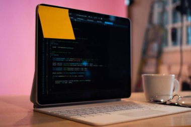 Programlama dillerini öğrenme zamanı, harekete geçme zamanı, kavram.