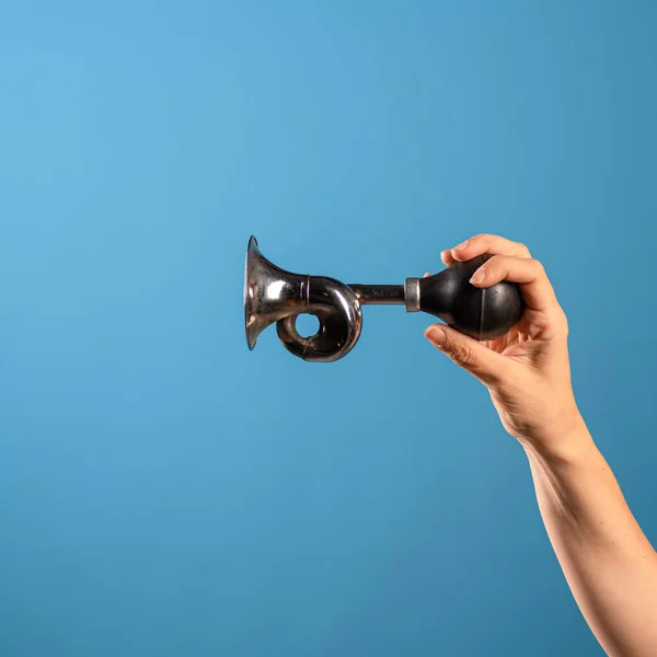 Attention, vintage bicycle horn, loud signal to attract attention. — Stock Photo, Image