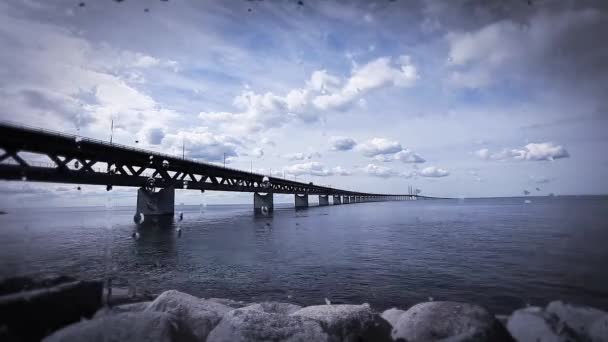 Oresund Bridge, most nad morzem, architektura krajobrazu w Szwecji, zachód słońca, upływ czasu — Wideo stockowe