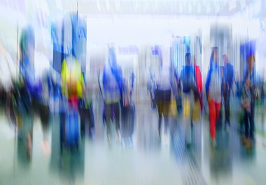 insanlar büyük şehirde işlek cadde, centrum şehrin insanlar acele ile