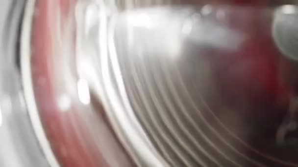 Çamaşır Makinesindeki Çamaşır Kalıplarından Biri Yakın Çekim Video Çekimi — Stok video