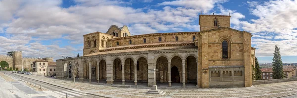 Basilikan San Vincente de Avila - Spanien — Stockfoto