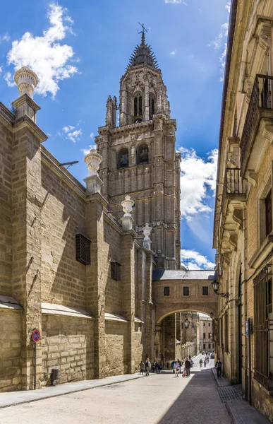 Belltower da Catedral em Toledo — Fotografia de Stock