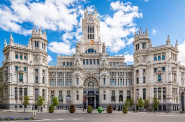 Madrid'da Palace Kibele manzaraya