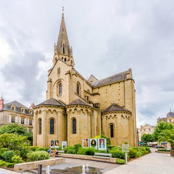 Brive Gaillarde Frankrike Juni 2021 Utsikt Över Kyrkan Saint Martin — Stockfoto