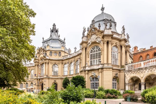 Budapest Ungarn August 2021 Blick Auf Das Schloss Vajdahunyad Budapest — Stockfoto