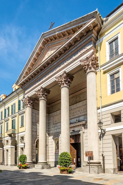 Veduta Della Chiesa Santa Maria Del Bosco Vie Cuneo Italia — Foto Stock