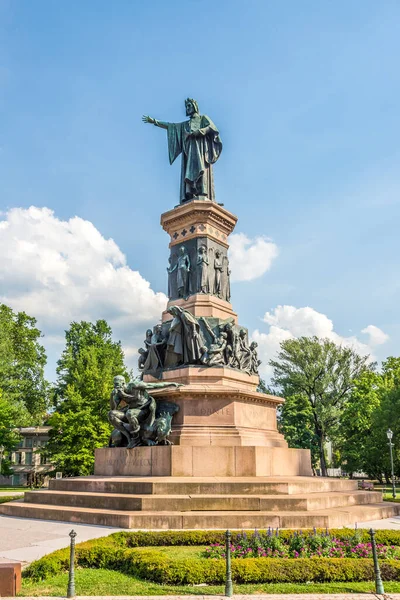 View Monument Dante Streets Trento Italy — Stock Photo, Image