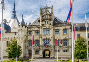 saumur City City hall