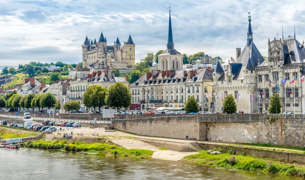 Cessart Bridge saumur içinde görüntüleme. — Stok fotoğraf