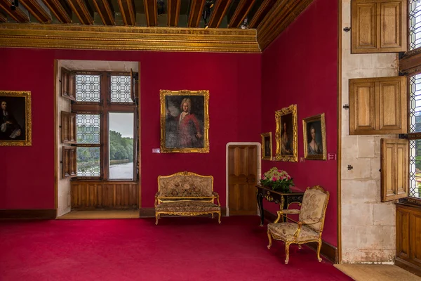 Внутренняя комната в замке Шенонсо — стоковое фото